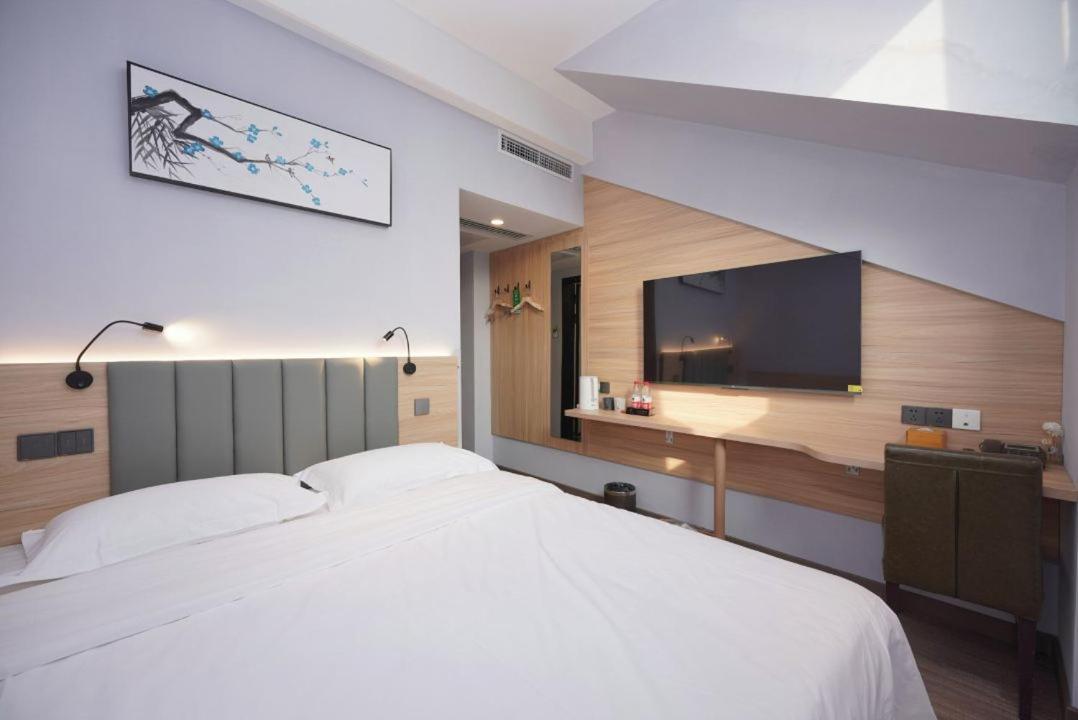 Beijing Dongdan Hotel Near Wangfujing Street,Tian'Anmen Square,The Forbidden City,Free Self-Service Laundry Room Exterior photo