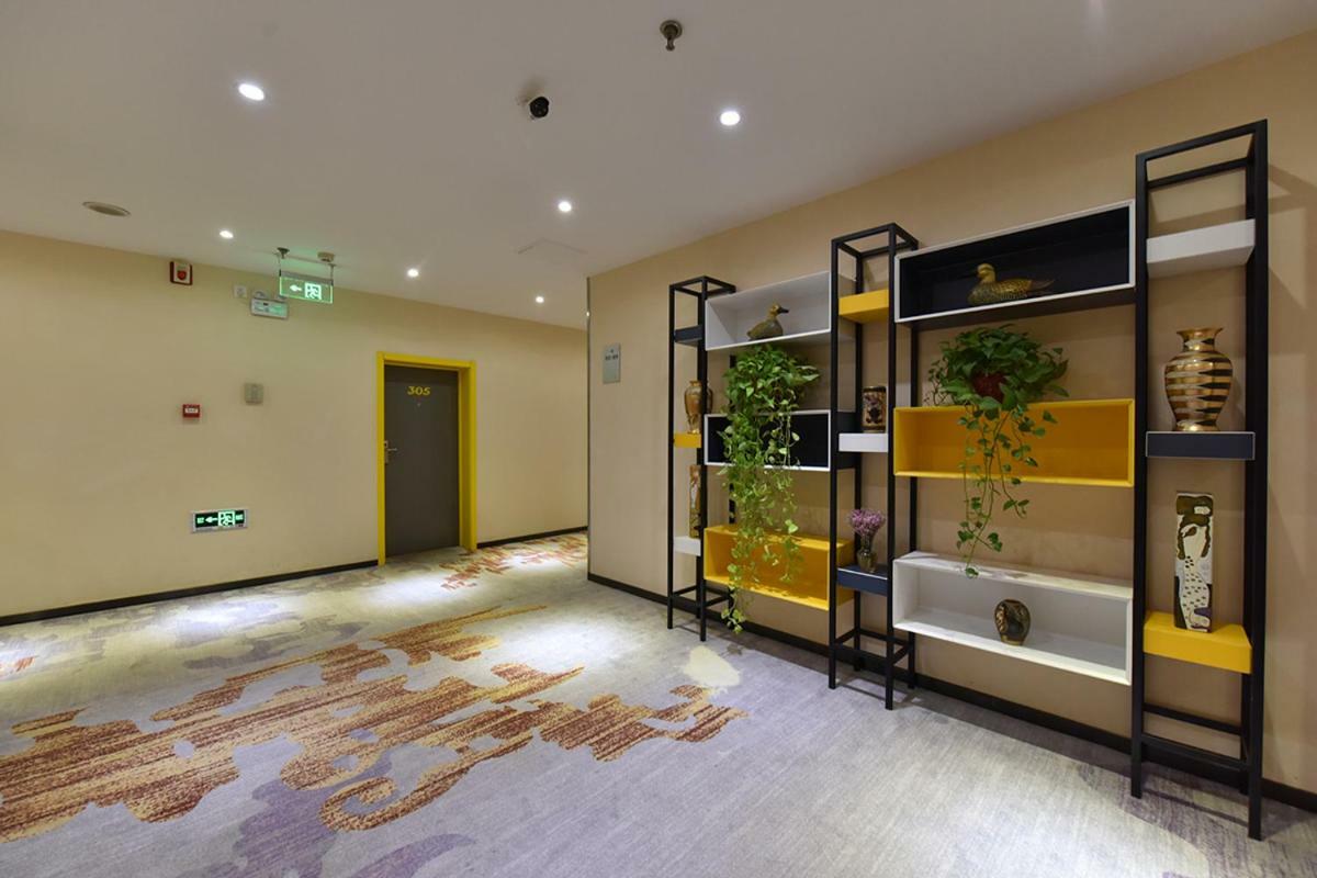 Beijing Dongdan Hotel Near Wangfujing Street,Tian'Anmen Square,The Forbidden City,Free Self-Service Laundry Room Exterior photo