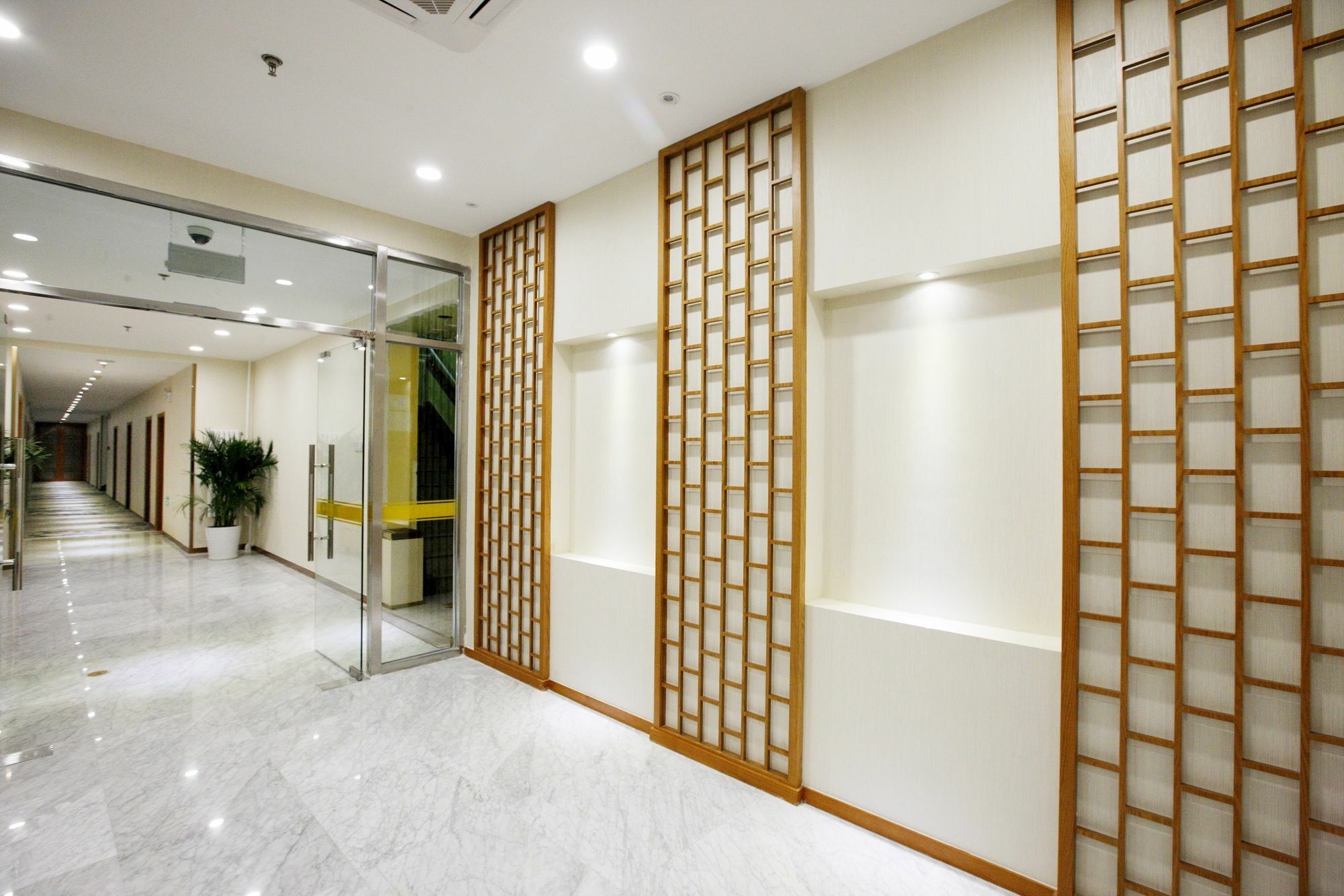 Beijing Dongdan Hotel Near Wangfujing Street,Tian'Anmen Square,The Forbidden City,Free Self-Service Laundry Room Exterior photo