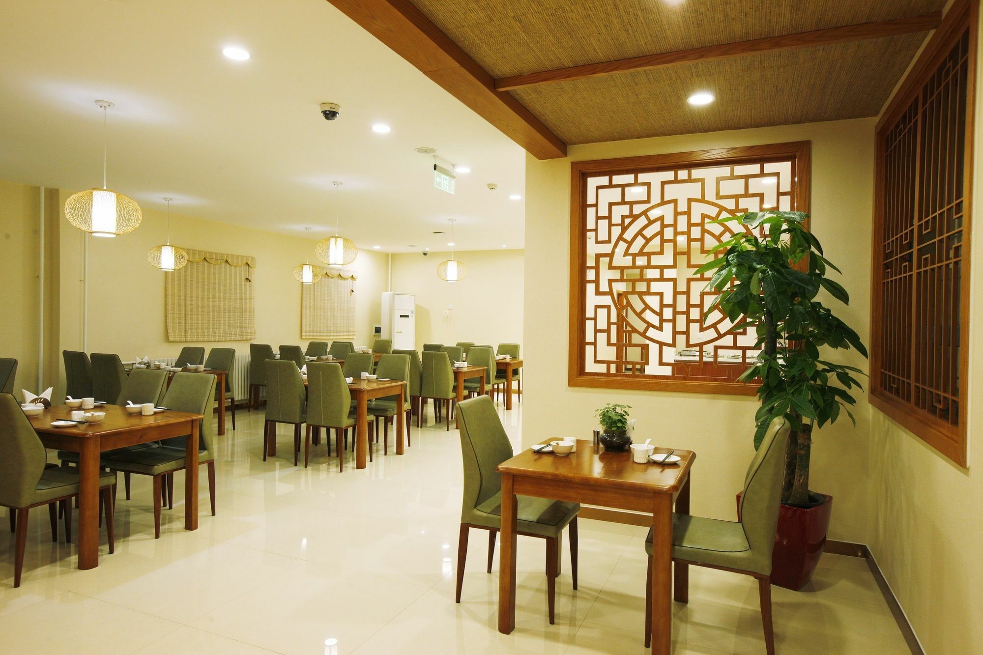 Beijing Dongdan Hotel Near Wangfujing Street,Tian'Anmen Square,The Forbidden City,Free Self-Service Laundry Room Exterior photo